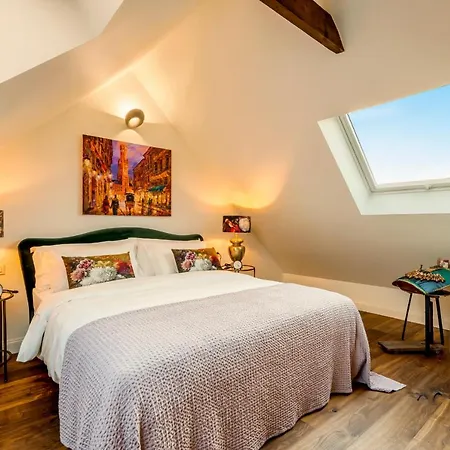 In Lace Bed & Breakfast Bruggy